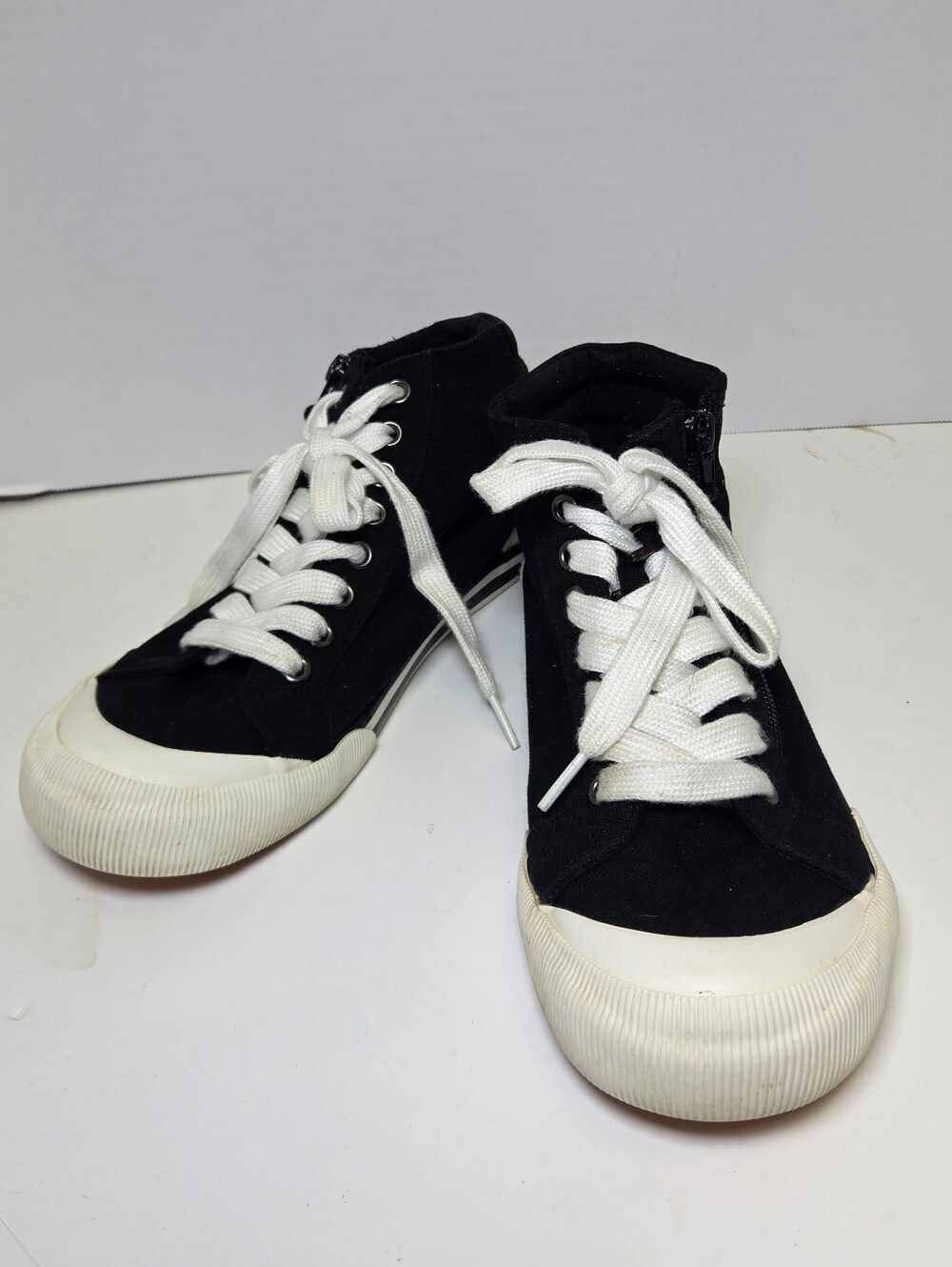 Rocket Dog Black Canvas High-Top Sneakers w/ Side Zip